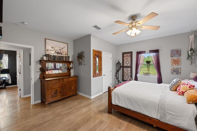 190 Brownson LN, Driftwood, TX 78619