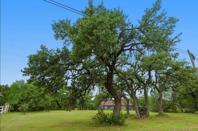 190 Brownson LN, Driftwood, TX 78619