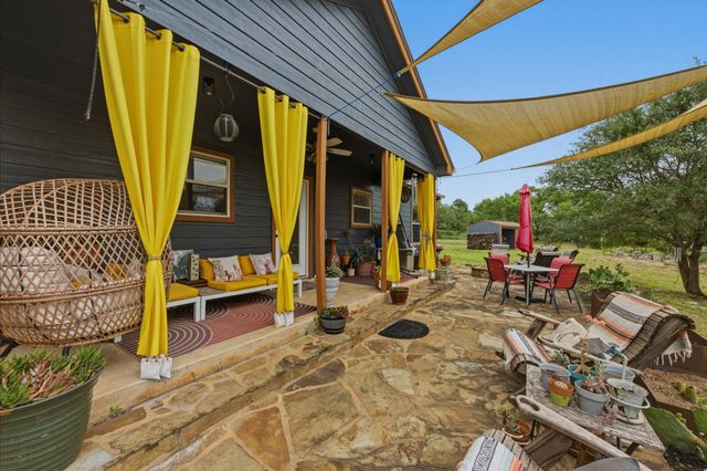 190 Brownson LN, Driftwood, TX 78619