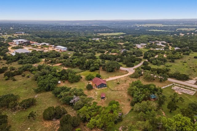 190 Brownson LN, Driftwood, TX 78619