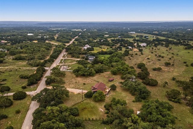 190 Brownson LN, Driftwood, TX 78619