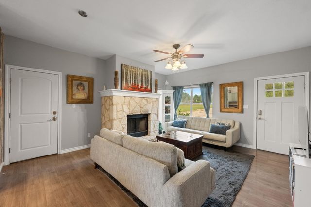 190 Brownson LN, Driftwood, TX 78619