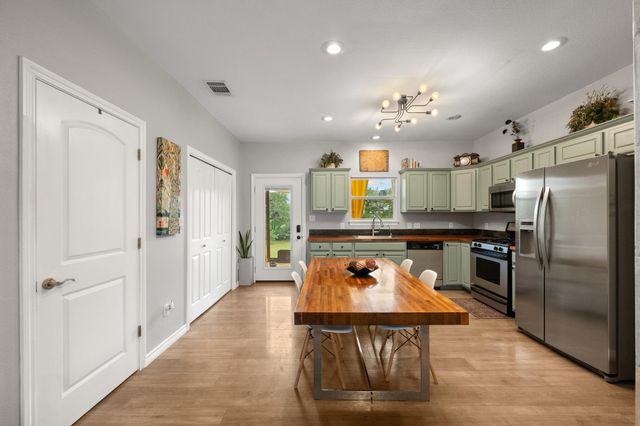 190 Brownson LN, Driftwood, TX 78619