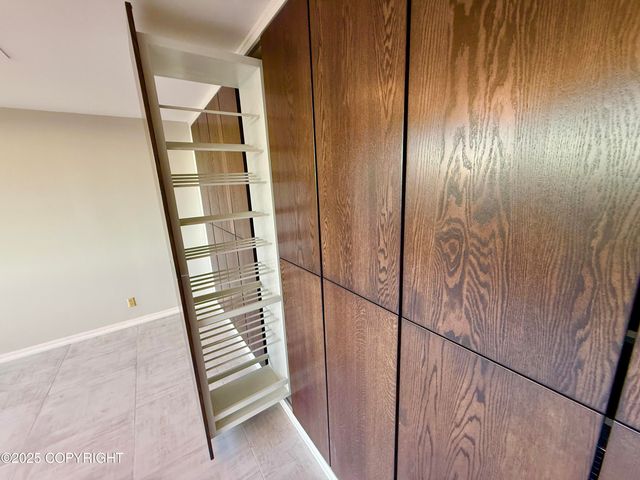 1113 W Fireweed Lane 505, Anchorage, AK 99503