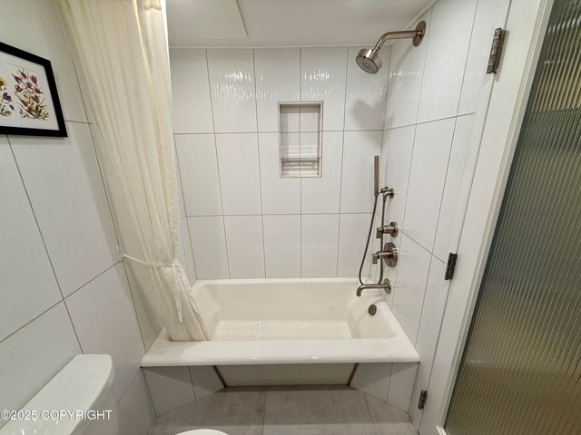 1113 W Fireweed Lane 505, Anchorage, AK 99503