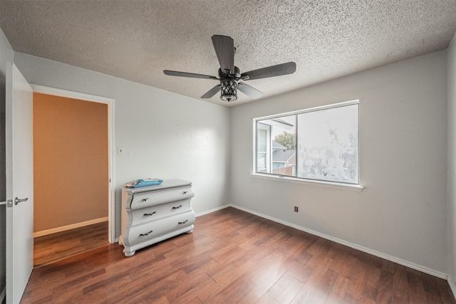 4633 Waterway Drive N, Fort Worth, TX 76137