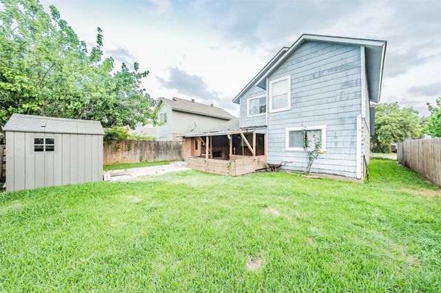 4633 Waterway Drive N, Fort Worth, TX 76137