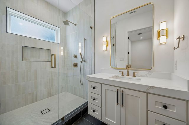 7211 Coronado Avenue, Dallas, TX 75214