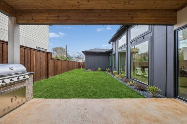 7211 Coronado Avenue, Dallas, TX 75214