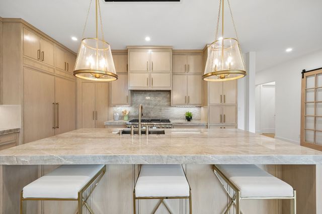 7211 Coronado Avenue, Dallas, TX 75214