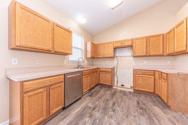 7621 Carlton Drive, Ypsilanti City, MI 48197