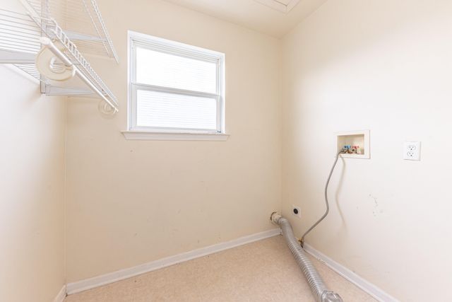 7621 Carlton Drive, Ypsilanti City, MI 48197