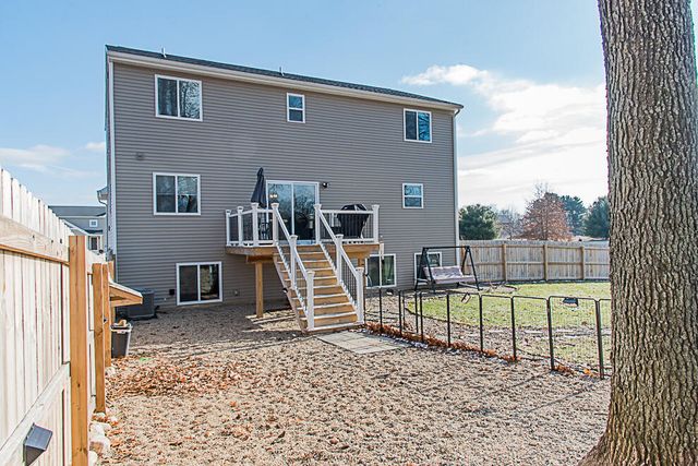 18105 Loganwood Trail, Battle Creek, MI 49014