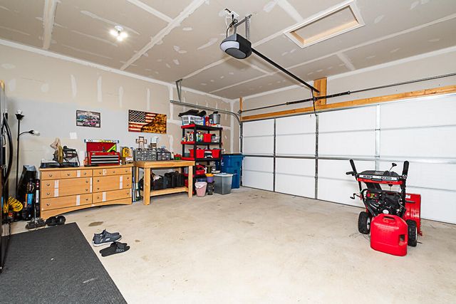 18105 Loganwood Trail, Battle Creek, MI 49014