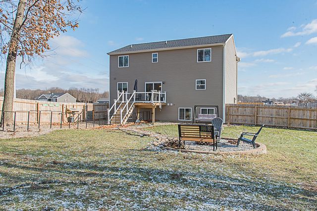 18105 Loganwood Trail, Battle Creek, MI 49014