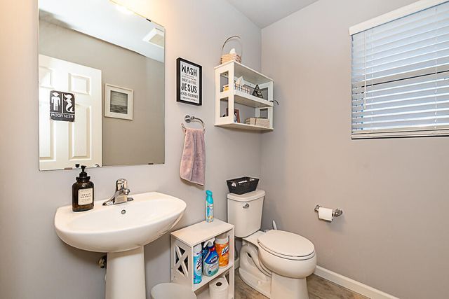 18105 Loganwood Trail, Battle Creek, MI 49014