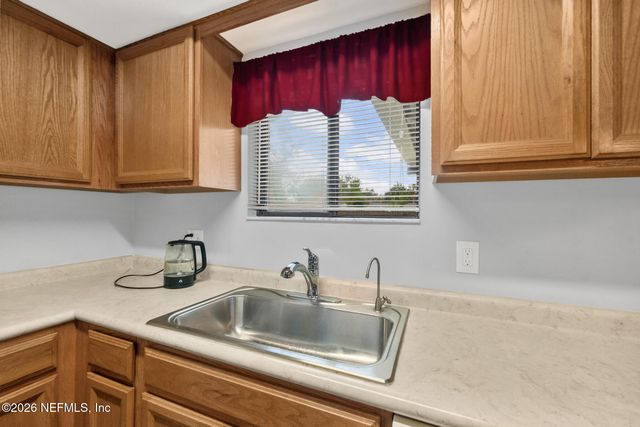 1262 CHICKASAW Court, Orange Park, FL 32065