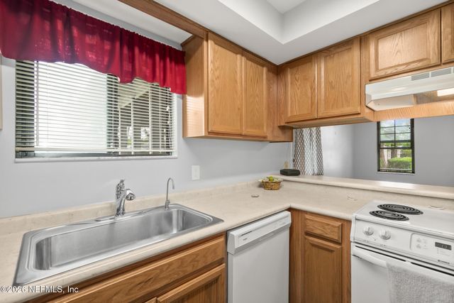 1262 CHICKASAW Court, Orange Park, FL 32065