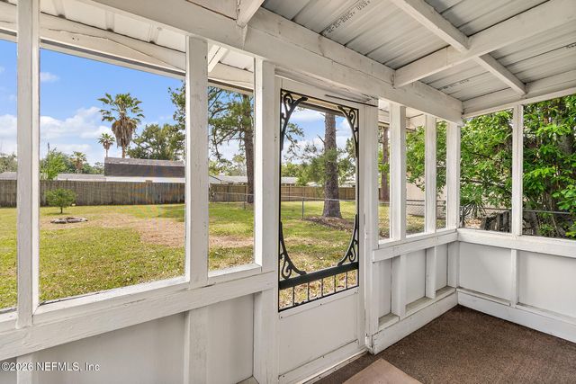 1262 CHICKASAW Court, Orange Park, FL 32065