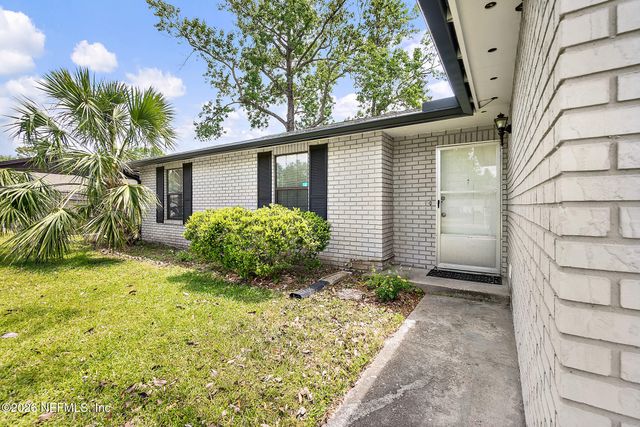 1262 CHICKASAW Court, Orange Park, FL 32065