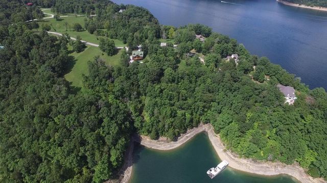 29 Hickory Point Drive, Monticello, KY 42633