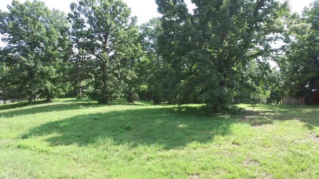 29 Hickory Point Drive, Monticello, KY 42633