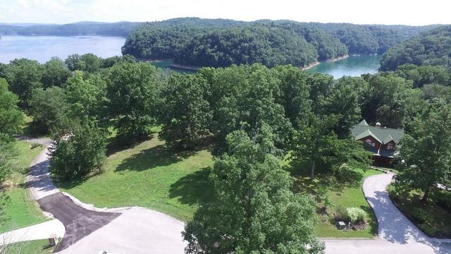 29 Hickory Point Drive, Monticello, KY 42633