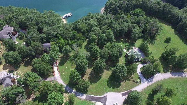 29 Hickory Point Drive, Monticello, KY 42633