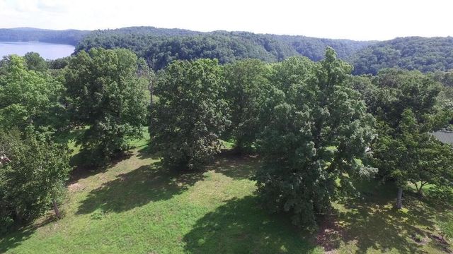 29 Hickory Point Drive, Monticello, KY 42633