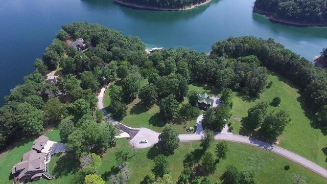 29 Hickory Point Drive, Monticello, KY 42633