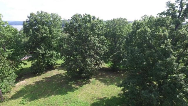 29 Hickory Point Drive, Monticello, KY 42633