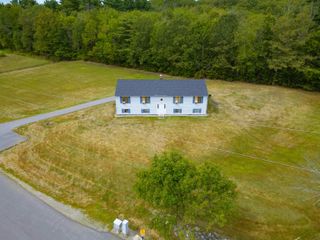 5 Johnson Meadow Rd # And # B, Hampstead, NH 03841