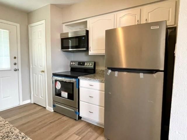 1914 Larrabee Street 3, Seabrook, TX 77586