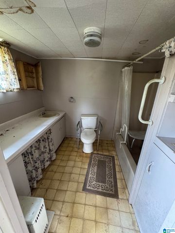 1015 PATTERSON STREET, Anniston, AL 36201