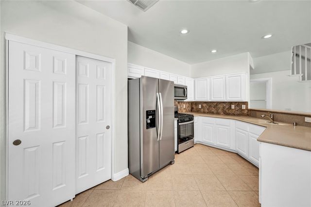 1144 Harts Bluff Place 2, Henderson, NV 89002