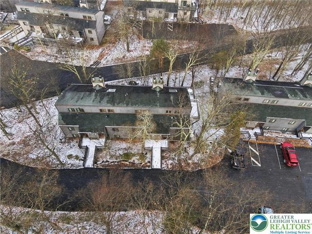 182 Upper Village Way, Jackson Twp, PA 18372