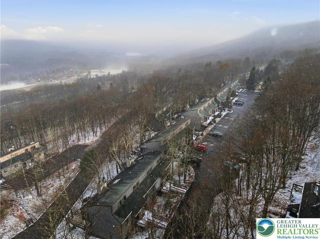 182 Upper Village Way, Jackson Twp, PA 18372