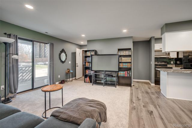 16432 Clarkson Drive 61, Fraser, MI 48026