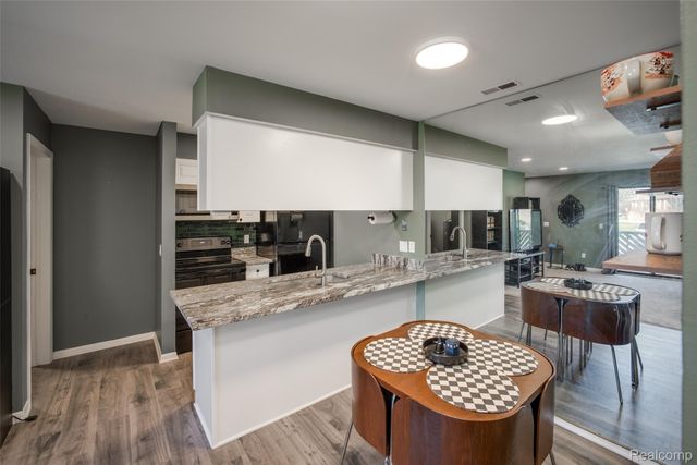 16432 Clarkson Drive 61, Fraser, MI 48026