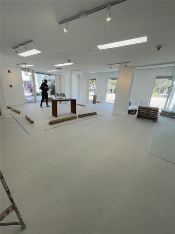 5050 Biscayne Blvd 100, Miami, FL 33137