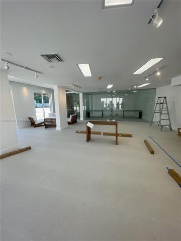 5050 Biscayne Blvd 100, Miami, FL 33137