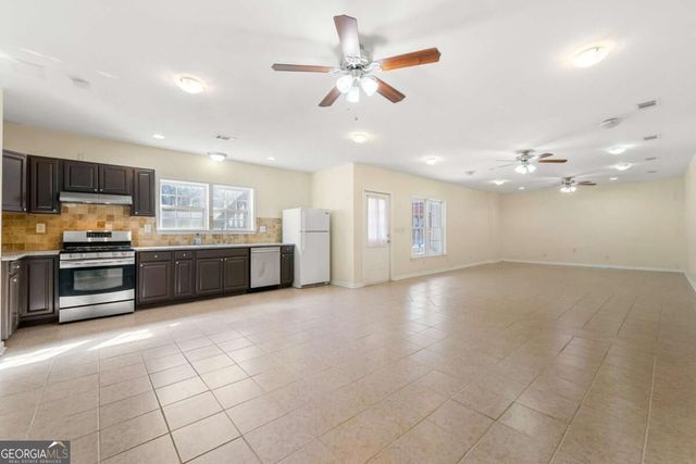 1251 Irwin Lake Way, Marietta, GA 30064