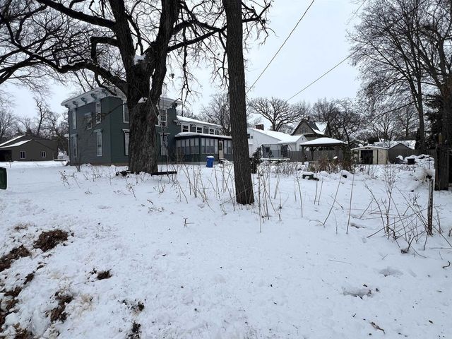 300 Kelly Street, Charles City, IA 50616