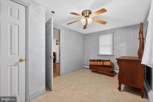 933 CENTENNIAL AVE, Hanover, PA 17331