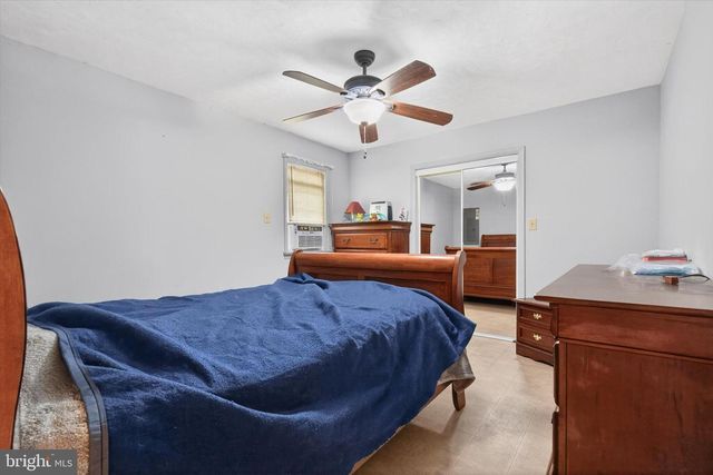 933 CENTENNIAL AVE, Hanover, PA 17331