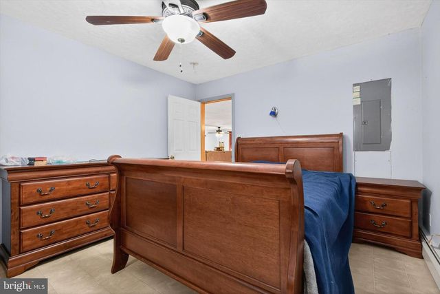 933 CENTENNIAL AVE, Hanover, PA 17331