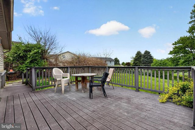 933 CENTENNIAL AVE, Hanover, PA 17331