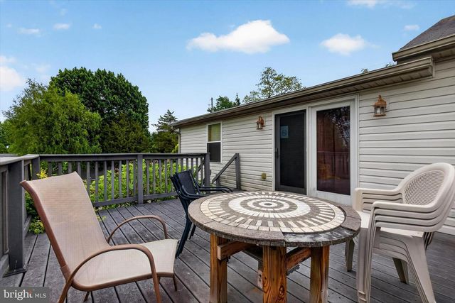 933 CENTENNIAL AVE, Hanover, PA 17331