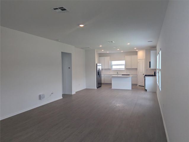 1100 Soapstone PASS, Maxwell, TX 78666