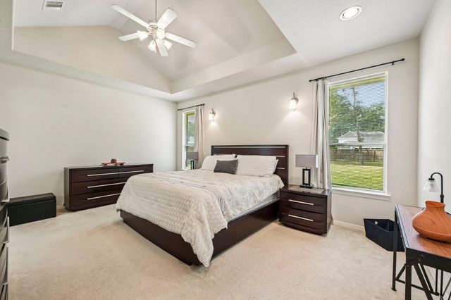 34215 Conroe Huffsmith Road, Magnolia, TX 77354
